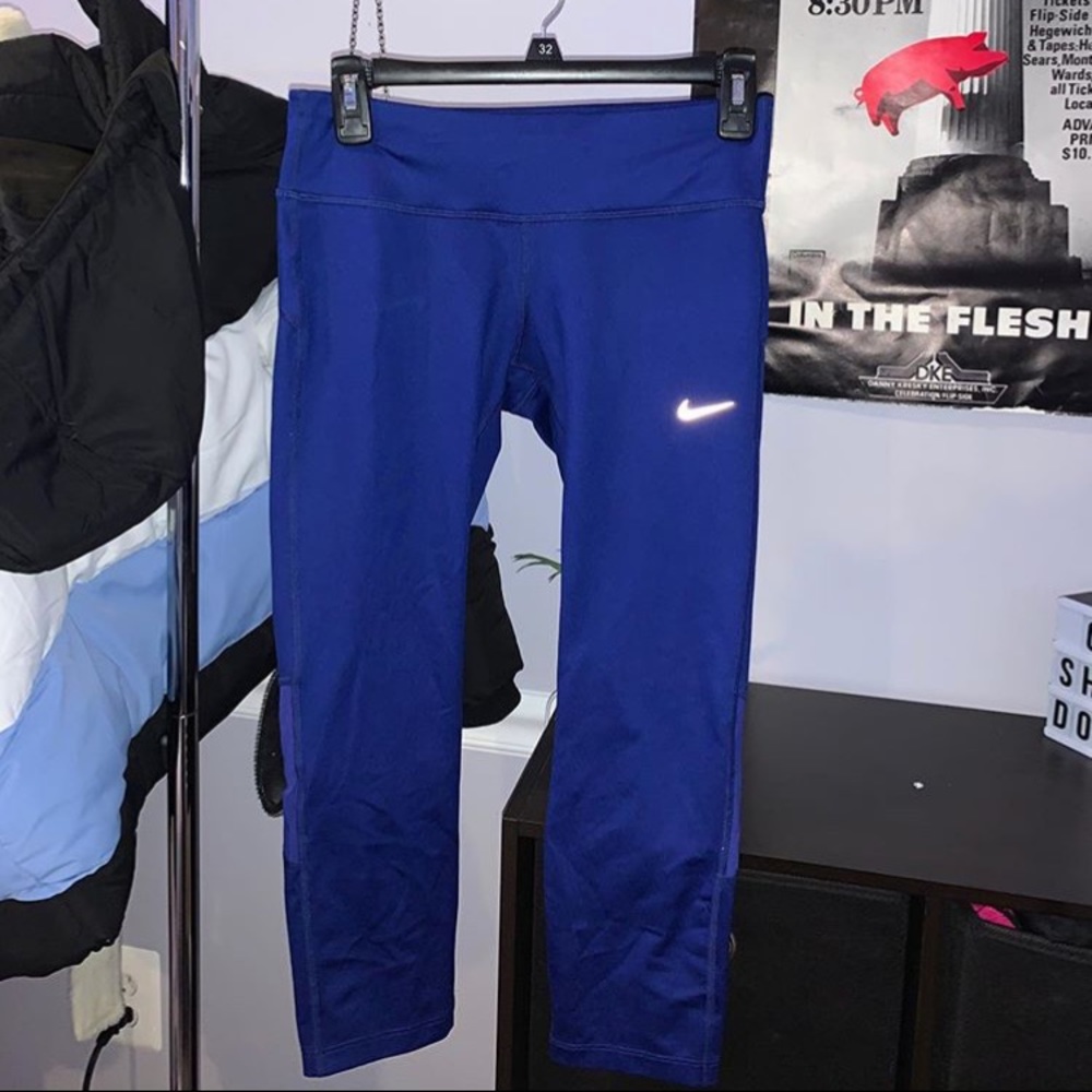 Blue Nike leggings